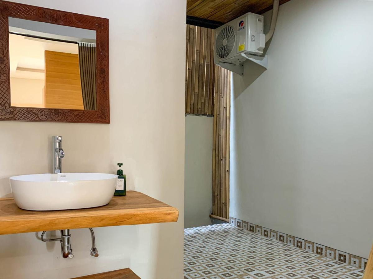 Candra Loka Studio & Apartment By The Loka Kerobokan  Ngoại thất bức ảnh