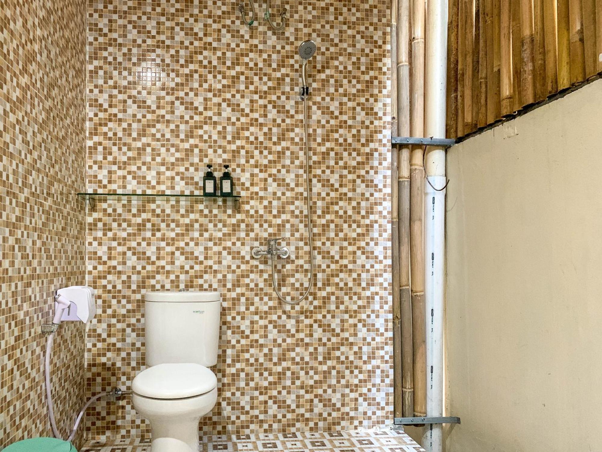 Candra Loka Studio & Apartment By The Loka Kerobokan  Ngoại thất bức ảnh
